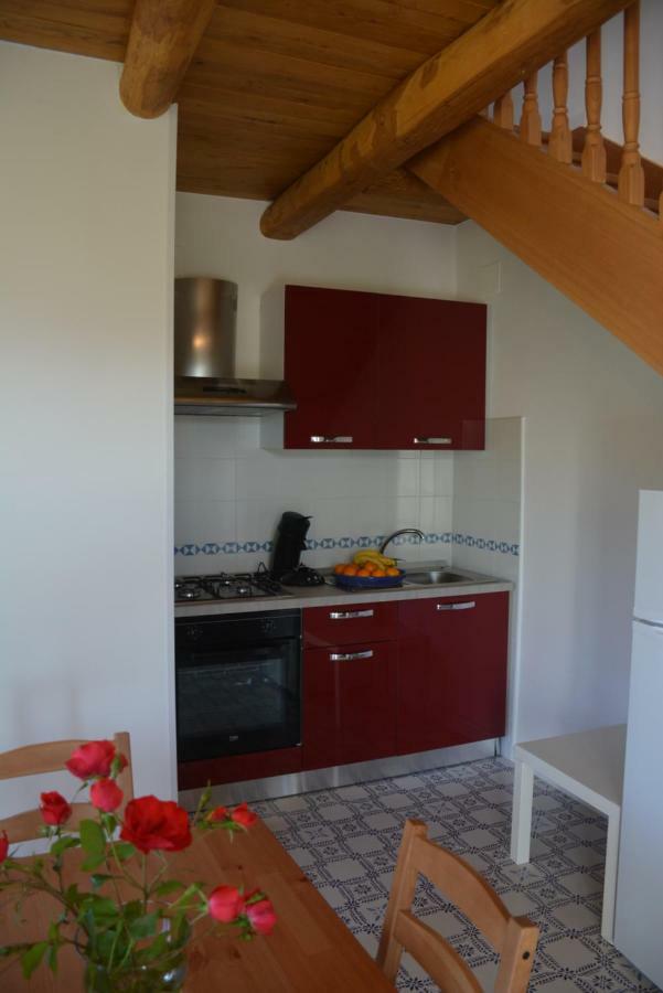 Casale Dionisia, Santa Maria Di Castellabate, Appartamento Iris ภายนอก รูปภาพ